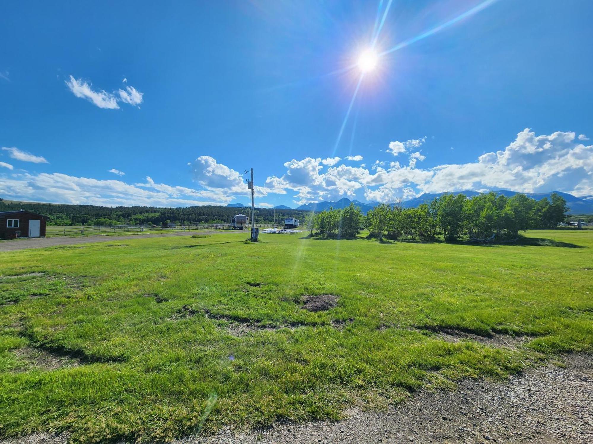 Circle R Motel East Glacier Park Village Exterior photo